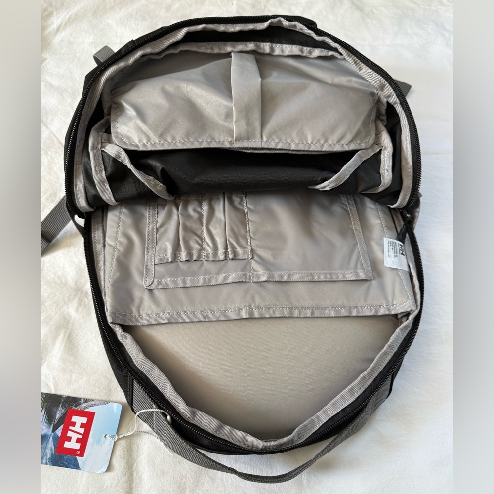 Helly Hansen Loke Backpack | Lightweight Travel Hiking Laptop Bag - Picture 5 of 5